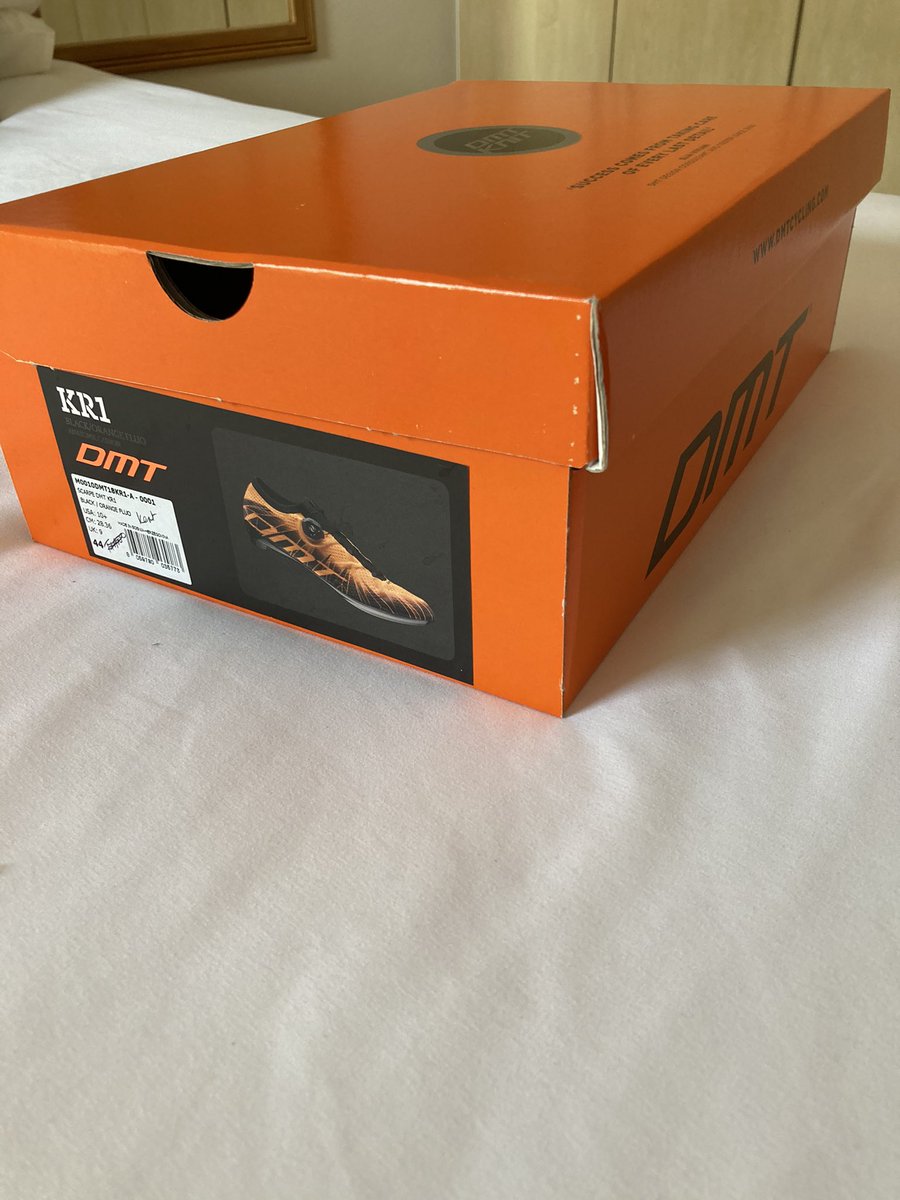 kentmain's tweet photo. Coming in Hot with some new shoes! @dmtcycling
#NoCompromise #thepeleton #DMTcycling https://t.co/ciiLkuIpX1
