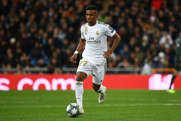 Rodrygo Goes Efficient. Effective. Versatile player who can play along the entire front line, with massive potential on either the wing or as a CF. Quick, good decision making, and a natural finisher in front of goal. Has the final product. Potential: T5-7 winger, T10 CF