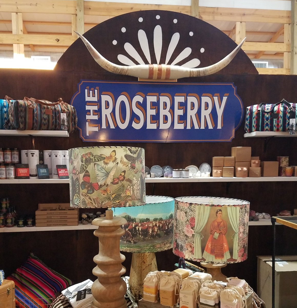 the_roseberry's tweet image. 25% off sale at our location inside @from6thcollective today thru Sunday!  We're making room for new stock.
.
Beer and wine not included. 
.
#sale #special #uniquefind #unexpected #homedecor #gifts #crystalhealing #amarillo #bushland #route66