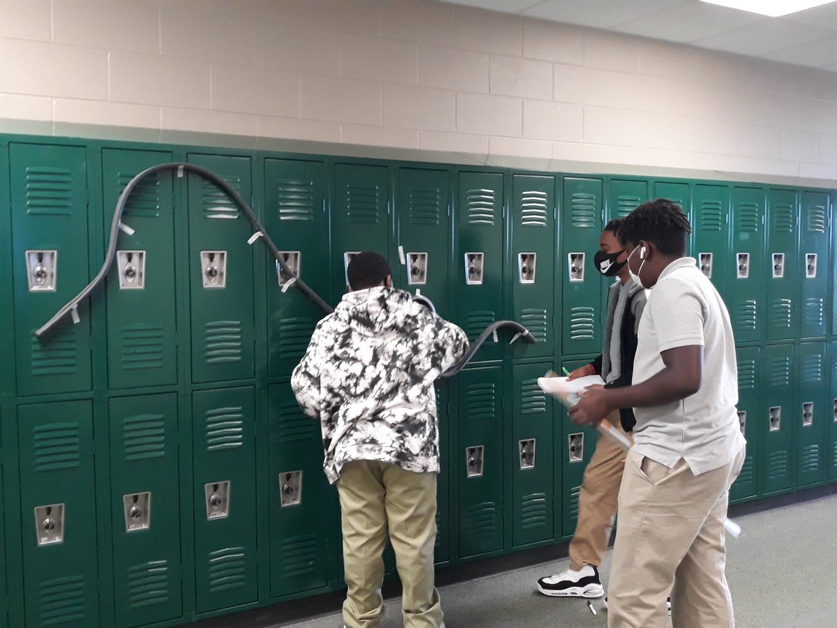 MissWiseScienc1's tweet image. Roller Coaster Lab Day
#frustrated #physics #needmorespeed #sciencetalk