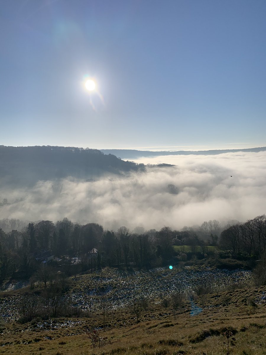 debell11's tweet image. My colleagues 💙💙, over the last 10 months We’ve prepared, we’ve planned and planned again, we’ve laughed, we’ve cried, we’ve shared #seniorsisters #CriticalCare #workwife #Covid19UK #NHSblueheart @gloshospitals @Nettyw4 @sarahma33008482