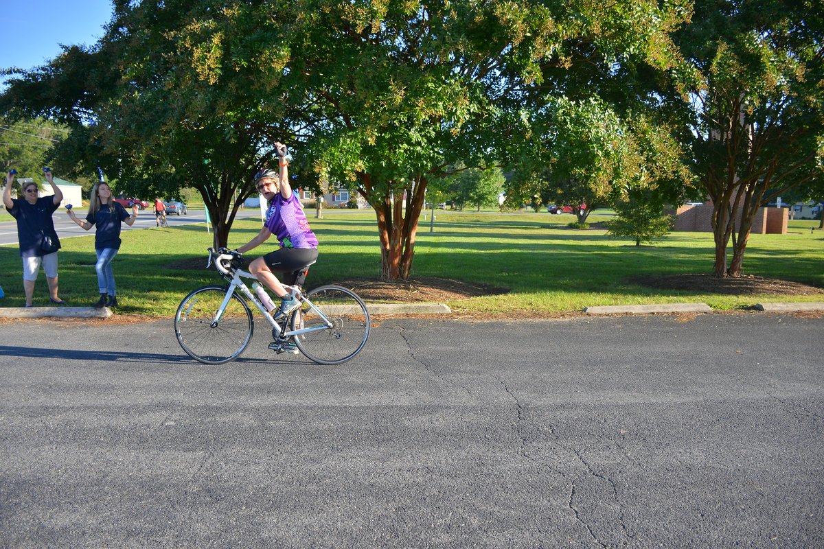 Chris Moody tweet media