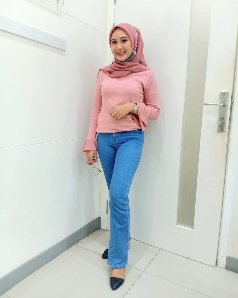 AYuli89's tweet photo. Masih avail BALI beb😘
Minat?DM/Fastrespon➡WA:089517837682
#TRUSTEDBISYAR 
#bobali
#expobali
#balibirahi
#wpbali
#bisyarbali
#includeroom
#bookinganbali
#bispakbali
#lendirbali
#OpenBO
#bobali
#bobaliarea
#angelbali https://t.co/rfKj3uS1nE