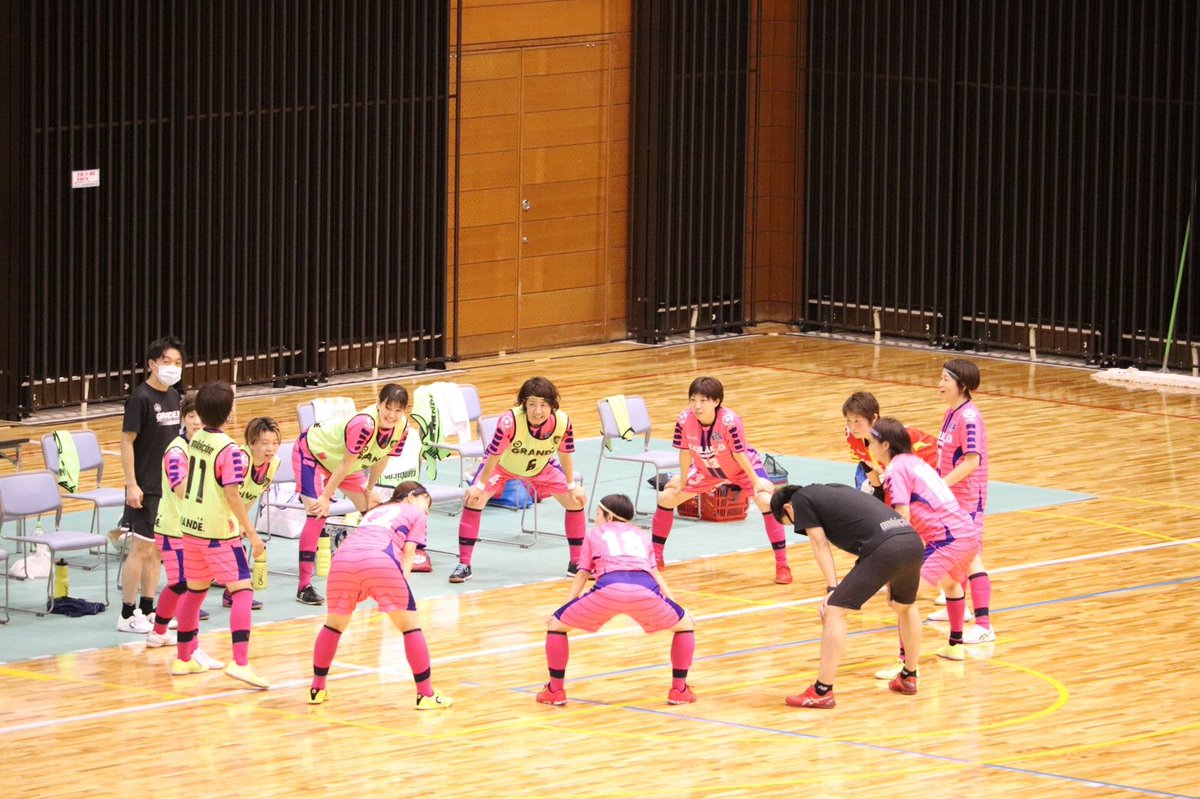 Colac O Fukuoka 九州女子フットサルリーグ第7節中止のお知らせ 1月10日に宮崎 県の佐土原体育館で開催される予定でした九州女子フットサルリーグ最終節は新型コロナウイルス感染拡大により宮崎県独自の緊急事態宣言が発令された為 中止となりました Colac O Fukuoka 九州女子フットサルリーグ第7節中止のお知らせ 1月10日に宮崎 県の佐土原体育館で開催される予定でした九州女子フットサルリーグ最終節は新型コロナウイルス感染拡大により宮崎県独自の緊急事態宣言が発令された為 中止となりました