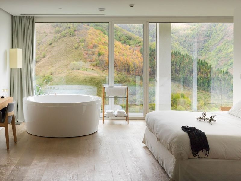 HOTELS WITH A PLUS tweet media