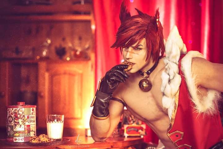 ShippGay18's tweet photo. Sett Noel (League of Legends) Prt 2

Pra finalizar por hoje, mais algumas imagens do Sett Noel, você ficaria com o Copo de Leite ou com o Biscoito do Sett? Eu fico com o biscoito 👀❤

#Sett #LeagueOfLegends #Cosplay https://t.co/79GLvGzSZu