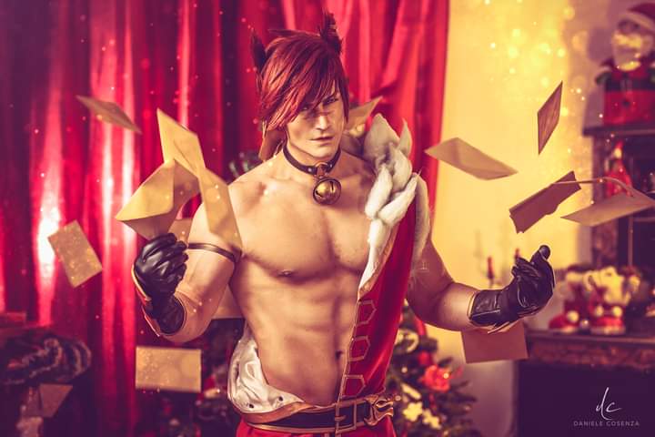 ShippGay18's tweet photo. Sett Noel (League of Legends) Prt 2

Pra finalizar por hoje, mais algumas imagens do Sett Noel, você ficaria com o Copo de Leite ou com o Biscoito do Sett? Eu fico com o biscoito 👀❤

#Sett #LeagueOfLegends #Cosplay https://t.co/79GLvGzSZu