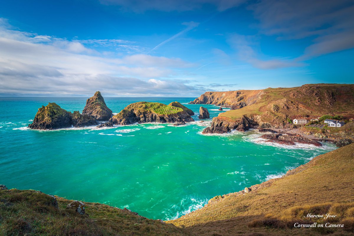 A beautiful winter’s morning at Kynance Cove.
#cornwall #nationaltrust #prelockdown #kynancecove #travel #winter #sea #coast #seascape #photooftheday #landscape #art #Canon #beach #poldark #photographer #mothernature #clouds #light #staysafe