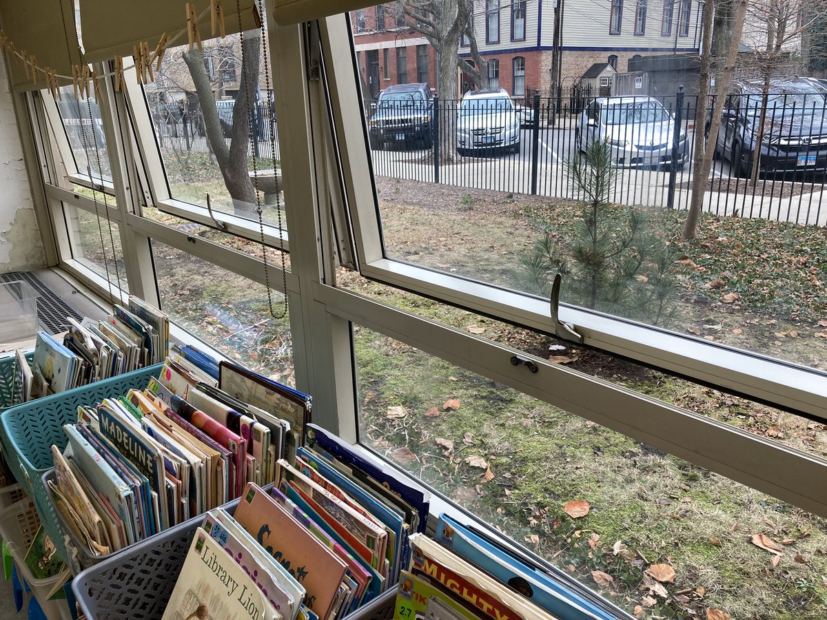 IAQnerd's tweet image. Promote school windows to be open, if just a crack! This class with all 6 windows closed 1.2 ACH, all windows open one inch 4.0 ACH, all windows open two inches 4.3 ACH!