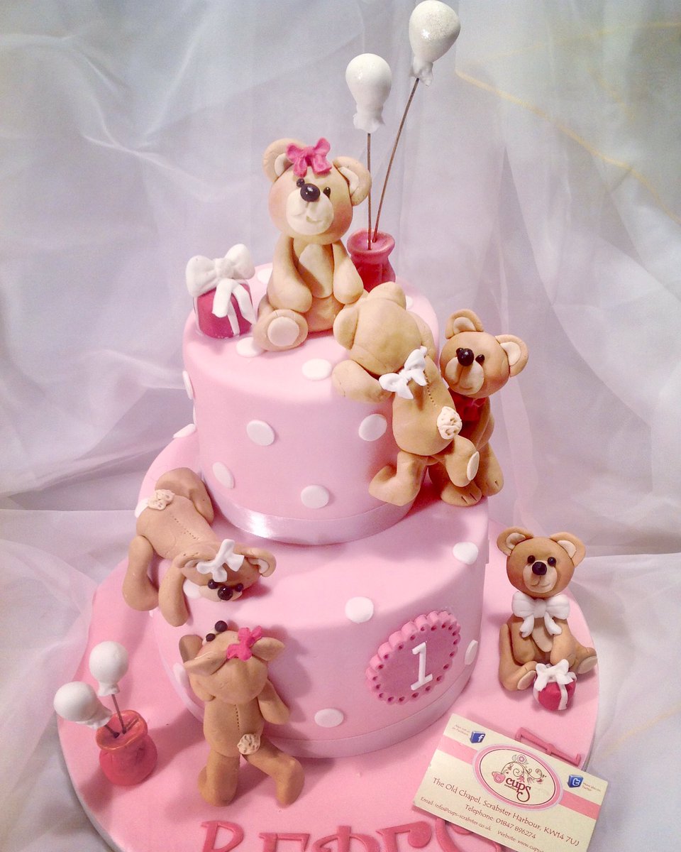 #baby #babysfirstbirthday #birthday #birthdaycake #firstbirthday #teddybear #tumblingteddies #teddies #girlsfirstbirthday #handmade #homemade #celebration