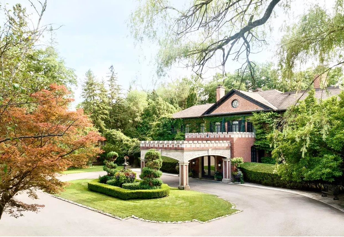 VKeyHomes's tweet photo. JANUARY 2021 @harveykalles Newsletter is out and includes TRREB DECEMBER 2020 Stats.
Average Sales Price $932,222k
🔊Get on my FREE Monthly e-List for all things STATS &amp; REAL ESTATE NEWS https://t.co/z6909IfSoP
#veronicakey #topagent #veronicakeytorontorealestate https://t.co/SRf9TbSgOV