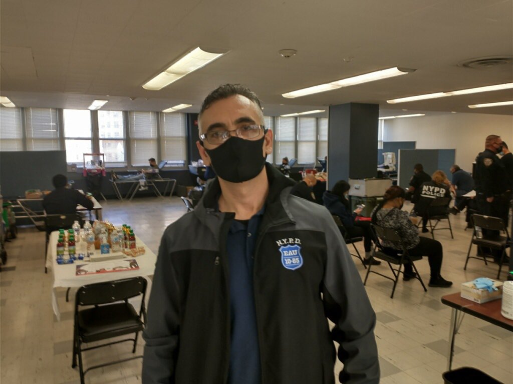 nypdeau_1085's tweet photo. The pandemic has affected blood supplies all over the world. The #BlueBloodDrive is coming to a NYPD precinct near you. Give blood - save a life. https://t.co/DCCGE2mD73