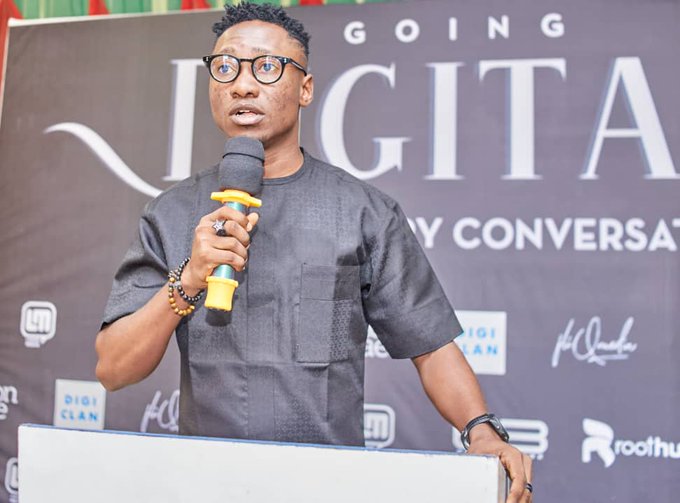 thismarthaaa's tweet photo. First event of the year... #GoingDigital2021 🤯
Prompt and powerful industry conversations for 2021
I was glad to actually hear @tonyonuk speak so highly of Community Management 😃
And listening to @zegbua speak 🥺 Ahhh! Ma, I really want to meet with you again 🙏🏾🥺 https://t.co/GjxyeRuM8f