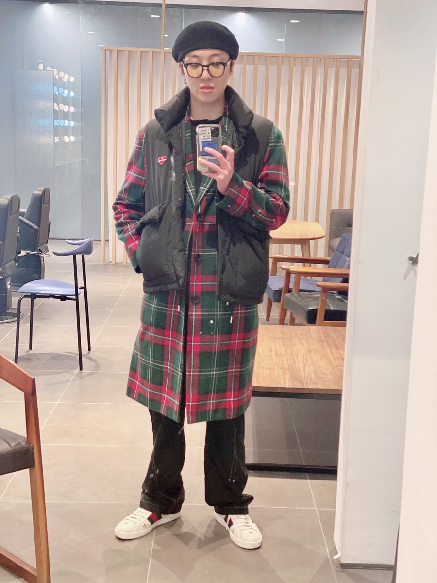 official_yoon_'s tweet photo. Good night ICs💙 https://t.co/i1j6wW0Lhd