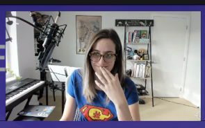 love the Clark Kent glasses with the Super C# shirt @maddyleger1