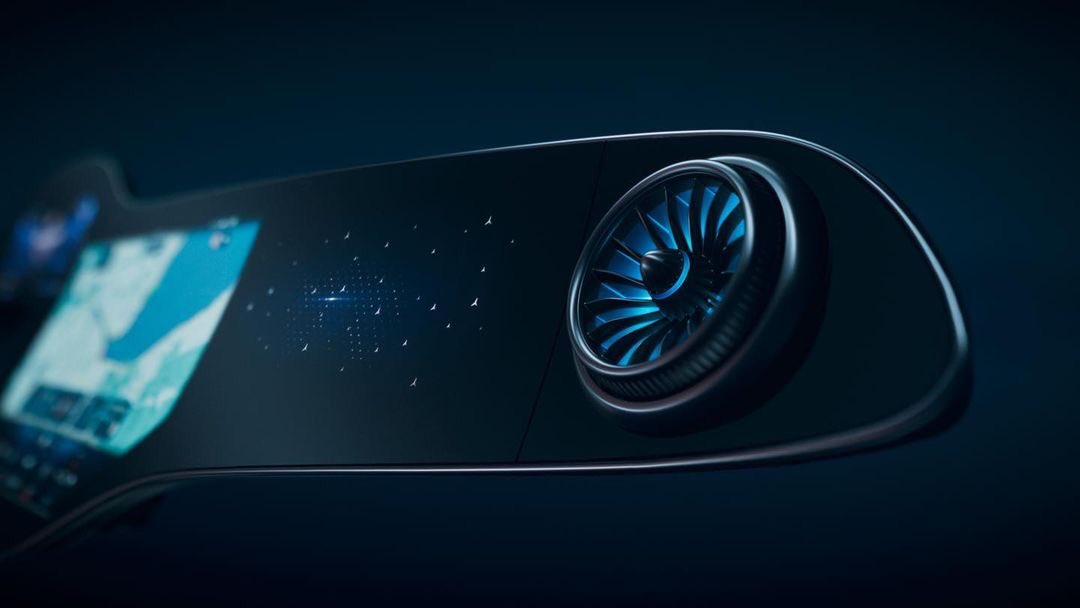 mb_reyeshuerta's tweet image. #MBUX #Hyperscreen es la pantalla más grande jamás instalada en un Mercedes, también es la más inteligente, visualmente sorprendente, muy intuitiva y fácil de operar. MBUX Hyperscreen es una de las características principales de #EQS. Conoce más aquí bit.ly/MBUXHyperscreen.