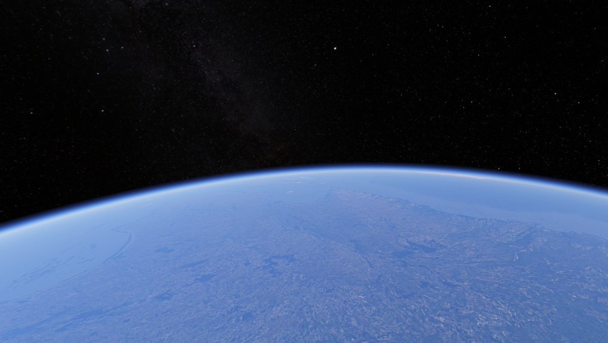 FatGoldFish1's tweet photo. Im in space right now. Pretty cool not gonna lie!!!! https://t.co/Ijrxlko6P8