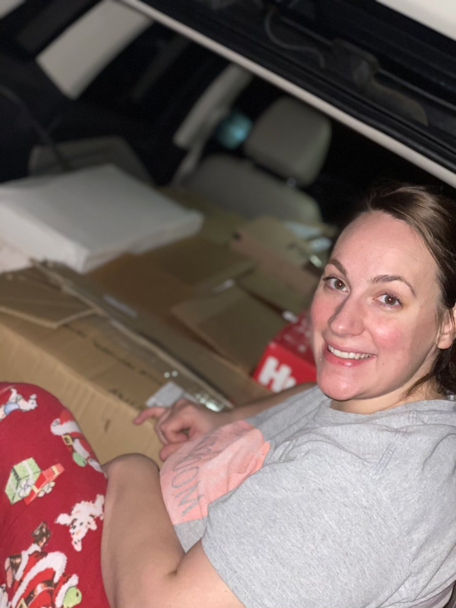 kerryawful's tweet photo. I’m so proud of my wife @yummygoodness for all the hard work she did making these gift baskets w/ @projectnicuteam that got delivered today to @VUMChealth 

Bag’s contain notepads, some candy, battery chargers, &amp; info for resources for new NICU parents.

We hope this helps y’all. https://t.co/jQCoNn5FSN