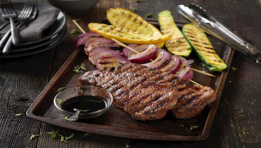 azfb's tweet photo. #ArizonaBeef , A Nutritional Powerhouse in a Small Package: https://t.co/EqHW7m9CD2 https://t.co/xrMHhqQYUJ