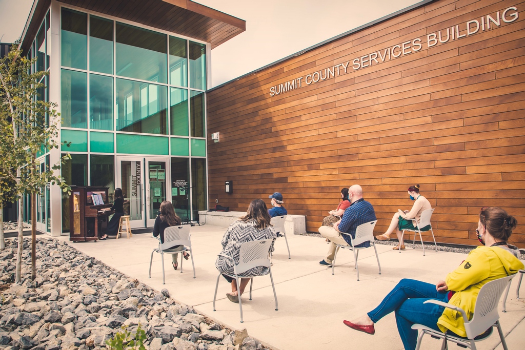 pcscarts's tweet photo. In our new blog series we want you to get to know the #SummitCounty #PublicArt Board and some of the amazing public art around Summit County! 
In our latest blog post we feature a favorite from Summit County Public Art Board Chair, Matthew Lawyer.  👉https://t.co/ztkbDjITK9 https://t.co/zT8k1uJDm5