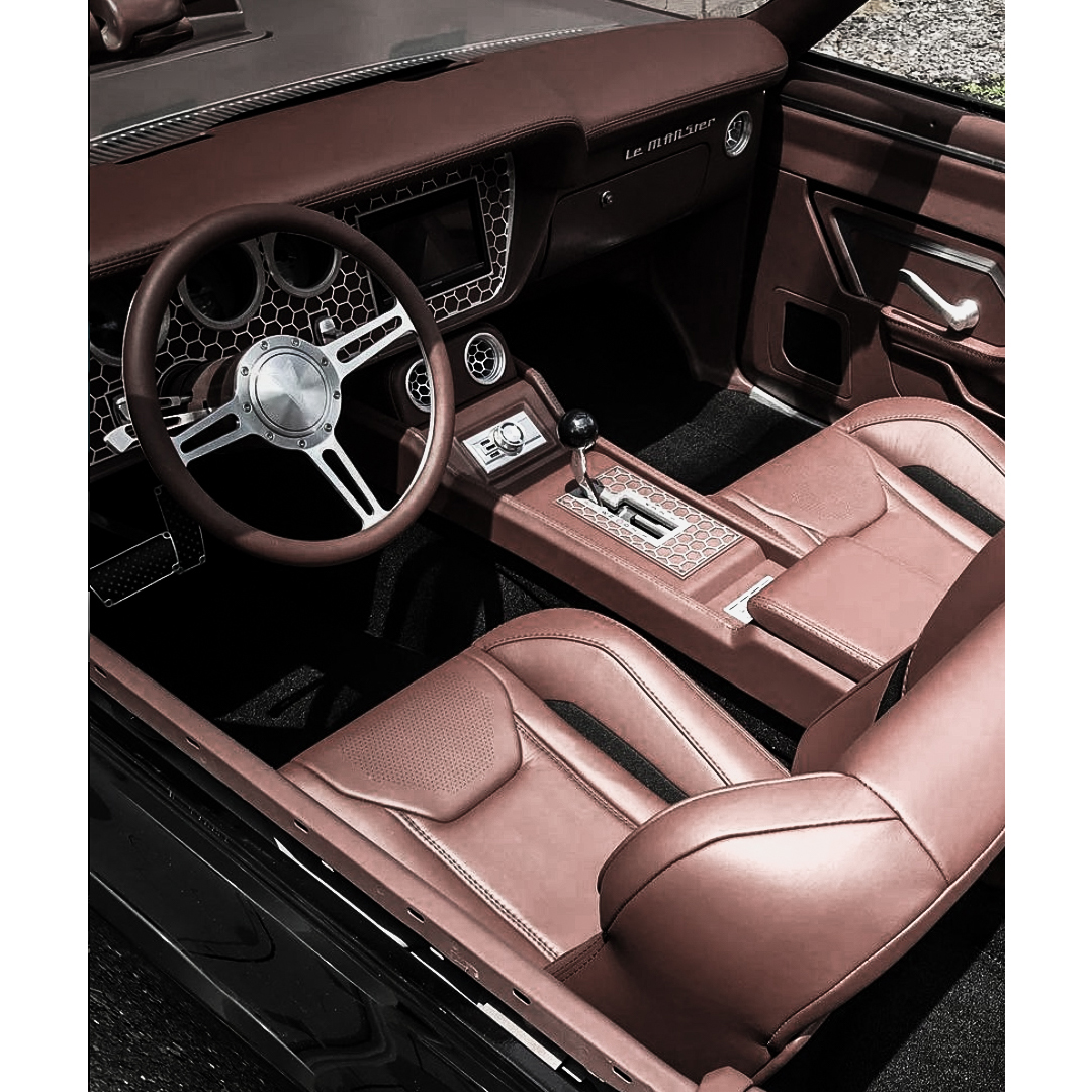 RestomodAir's tweet photo. The way the pattern on the dash and console match our Helix vents makes this interior look absolutely killer. https://t.co/Yy43lyL6Mi