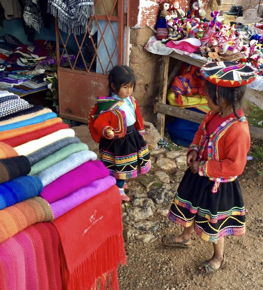 fionamusiclakes's tweet photo. #ColourPhoto #colour #Travel This time of year I am normally exploring new destinations. The injection of colour, sun, peoples &amp; places brightens each new year. So grateful 🙏 Hopefully next year #worldincolour https://t.co/qzJqzYcEqk