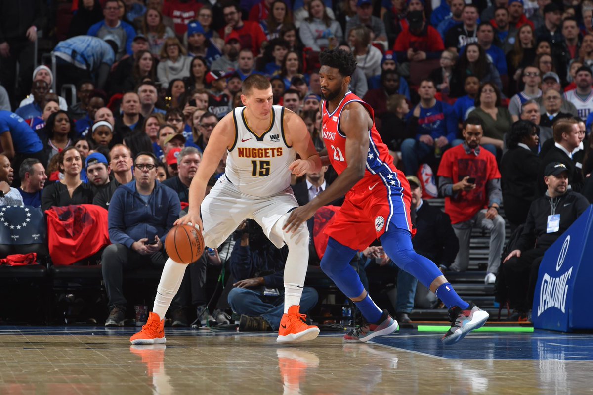 TheHoopCentral's tweet photo. Nikola Jokic x Joel Embiid this season:

- Jokic: 24.1 PPG - 11.9 APG - 11.7 RPG - 1.4 SPG - 0.6 BPG - 61 FG% - 47 3P% - 82 FT%

- Embiid: 25.3 PPG - 3.3 APG - 11.7 RPG - 1.3 SPG - 1.9 BPG - 52 FG% - 40 3P% - 83 FT%

Which center is better? https://t.co/xX0LTH7Yld