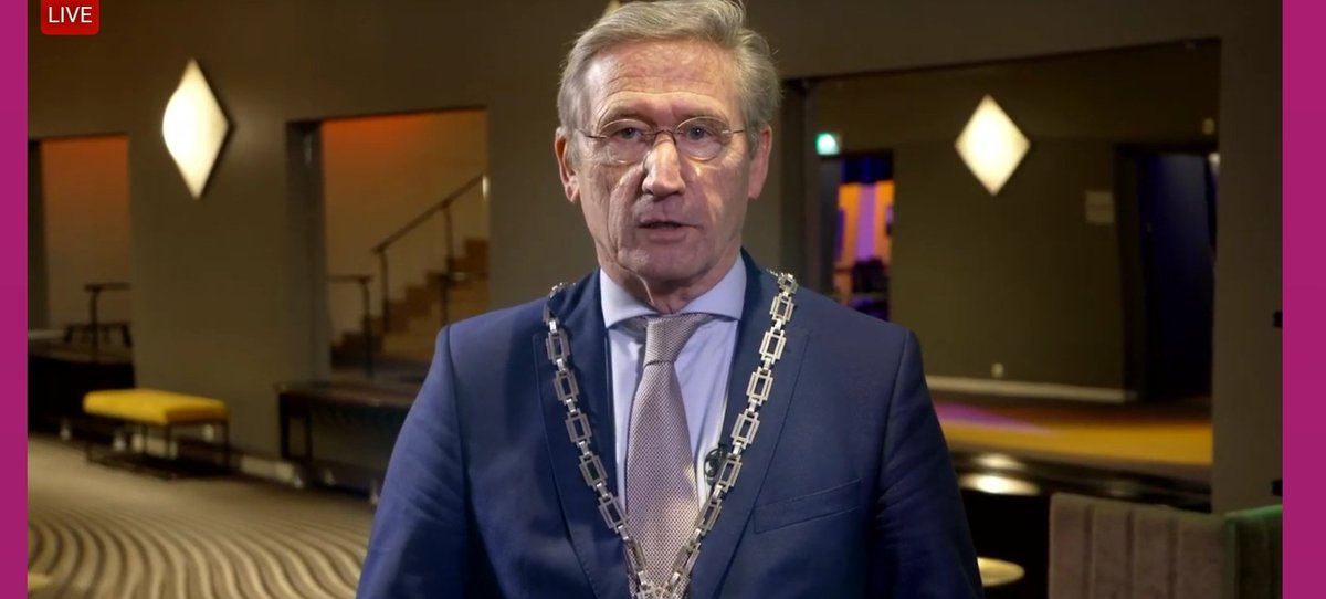 Burgemeester Westmaas tijdens zijn nieuwjaarstoespraak over onze nieuwe website visitnoordoostpolder.nl 'Een nieuw visitekaartje van onze gemeente aan de rest van Nederland'. <a href="/GemeenteNOP/">Noordoostpolder</a> #visitnoordoostpoolder #noordoostpolder #nieuwjaarstoespraak