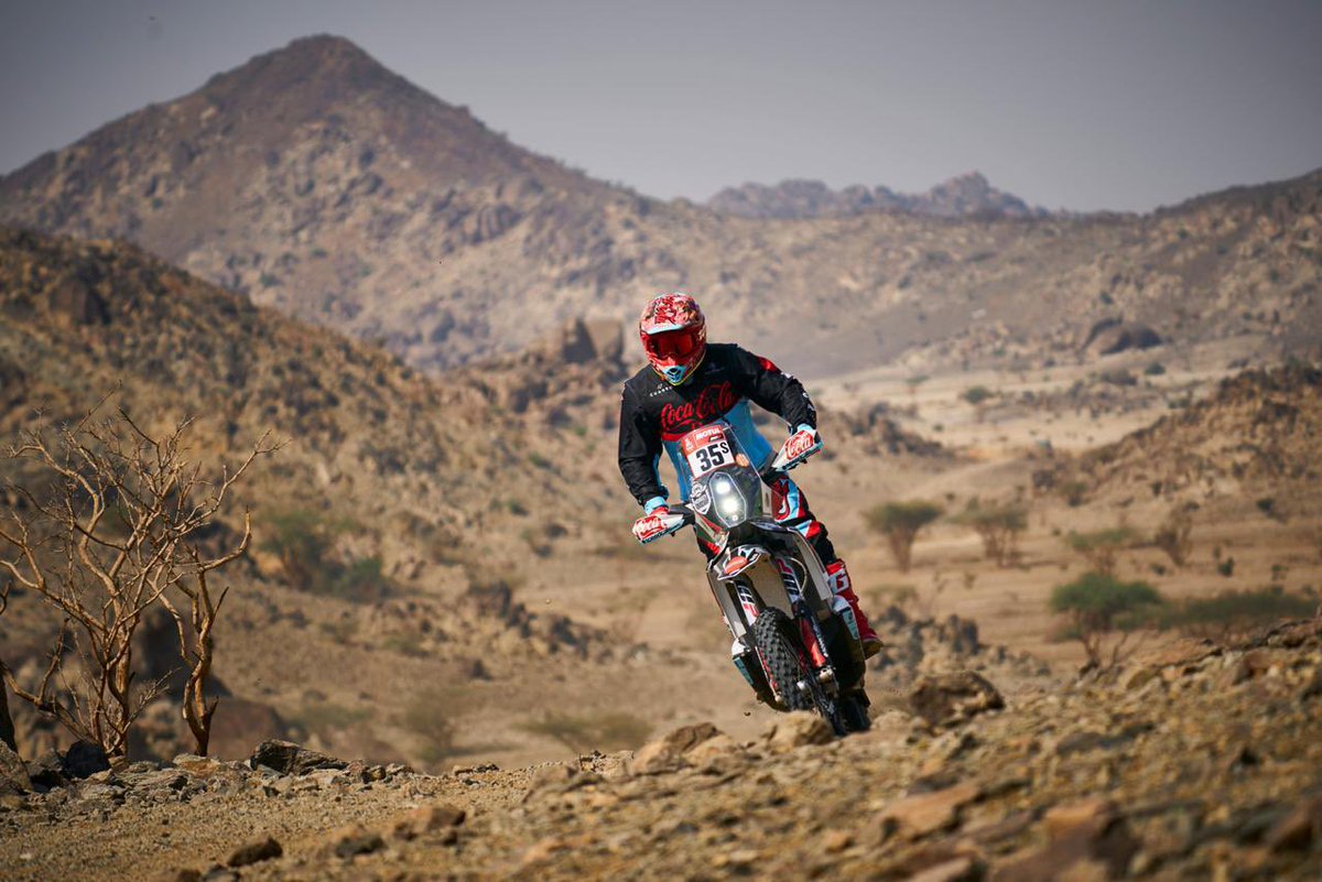 gricorp's tweet photo. El único mexicano que participa en el Rally más famoso del mundo, Juan Pablo Guillén, se ubica en la posición 62 al finalizar la quinta etapa del #RallyDakar2021 https://t.co/Gd7EH2r7xV