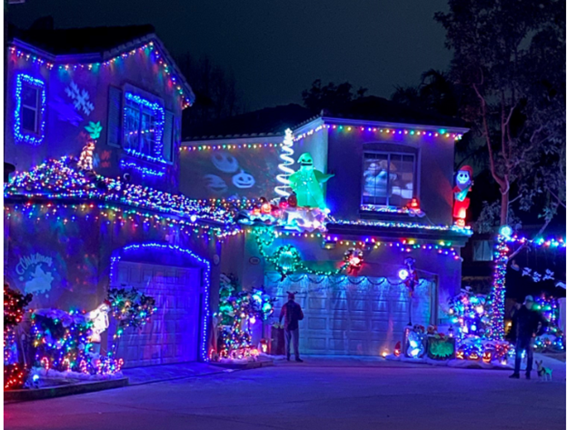 The_IES's tweet photo. The IES Orange County Section held a holiday lighting contest & the submissions were absolutely mesmerizing!
Congrats to Wesley Dochnahl for the win, & to all who helped brighten up their streets this past holiday season!
#TheIES #IESOC #lighting #outdoorlighting #holidaylights https://t.co/ym1odhX888
