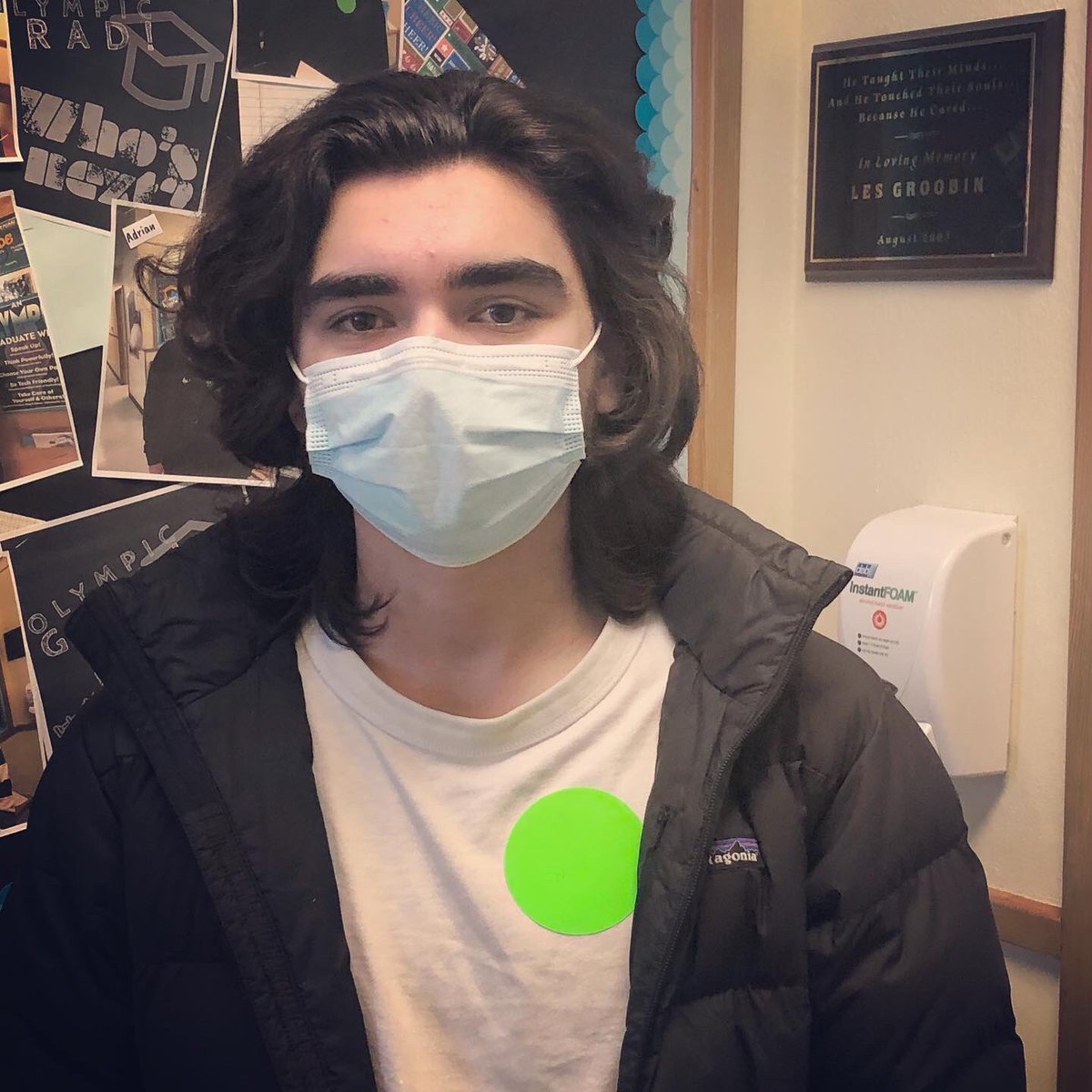 OlyMDUSD's tweet photo. Olympic Quarantine Grad #15 in the house! Congratulations Juan! You did it and we couldn’t be prouder! We can do this! Whooooooo’s next? #olysquad #teamoly #alted #quarantinegrad #modelcontinuation #whosnext @cceaeducation https://t.co/tzzlqPHOZH