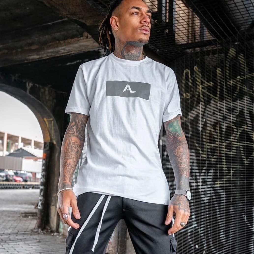 Droppboxuk's tweet photo. Check out @ashbyleeco. Clean designs plus you get 10% off if you share and tag them in your story. 👊 #style #reflective #reflectiveclothing #watch #outfit #gymgear #gymwear #gymaddict #tats #hat #fashionista #instagood #instagram #instadaily #droppboxuk
https://t.co/QVGxP8H4xB https://t.co/75phx2YwJq