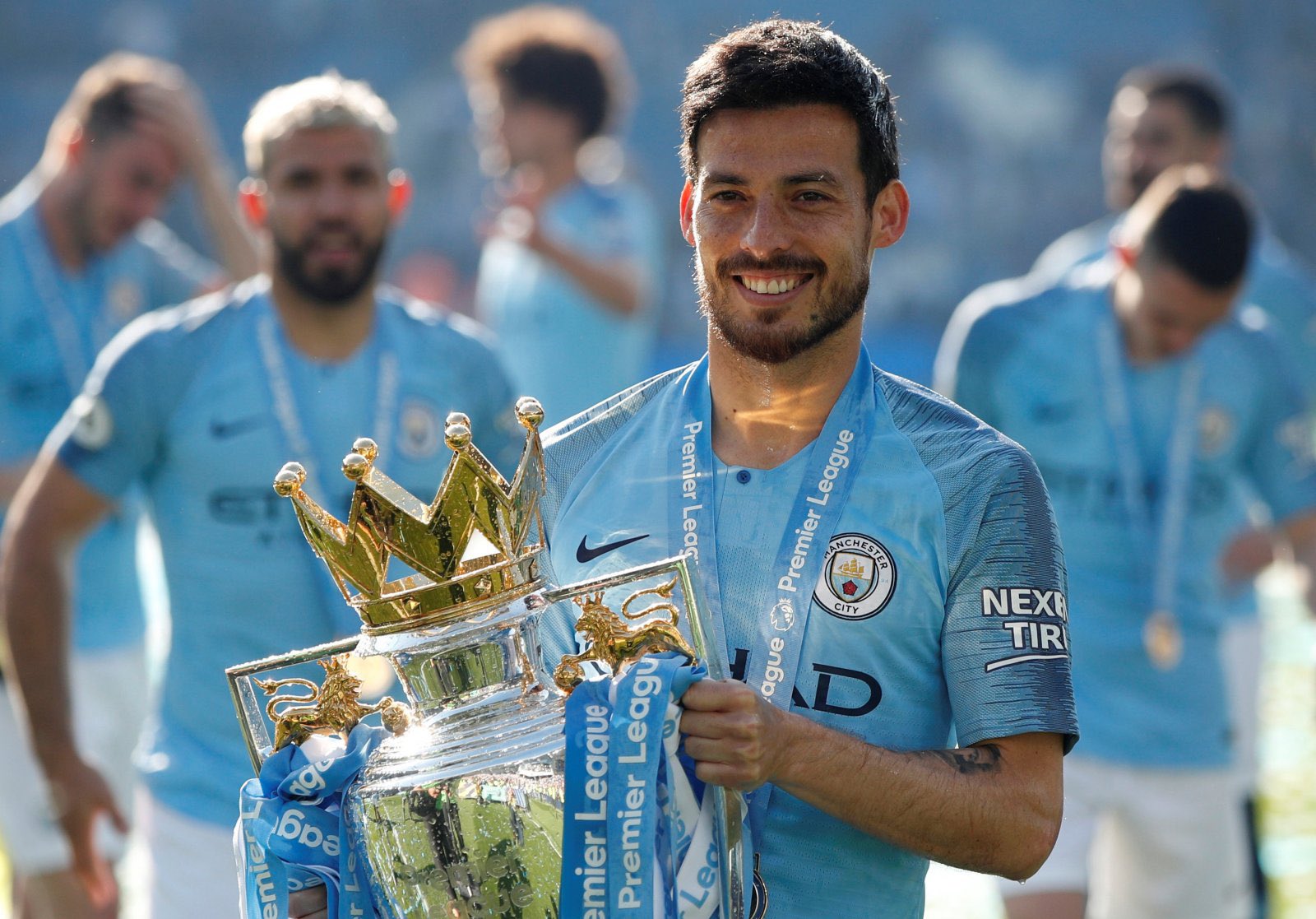 Happy Birthday to one of the greatest players to ever grace English football.

David Silva, El Mago 