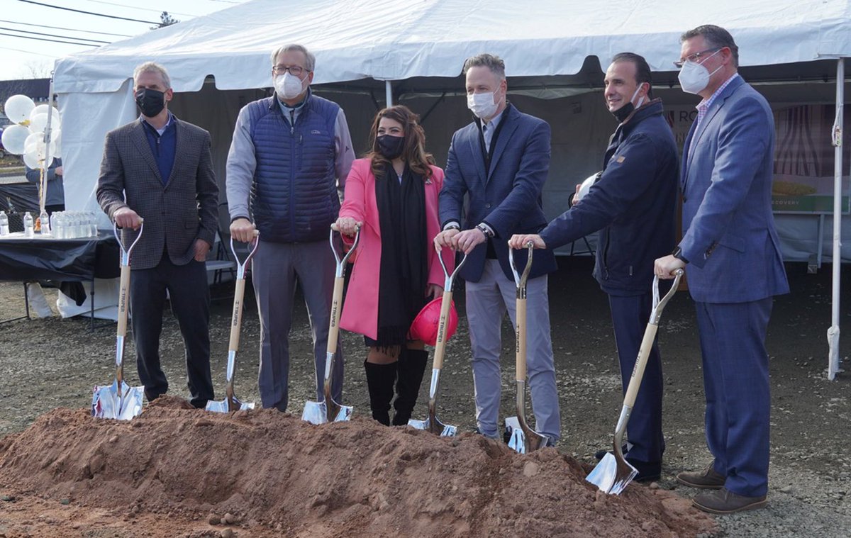 RootCenterCT's tweet photo. Root Center's ground-breaking ceremony for the brand-new behavioral health center in New Britain was a smashing success!
#rootreason #rootstrong #wedorecover #newbritainstrong #recoveryispossible https://t.co/QDoodcFz81