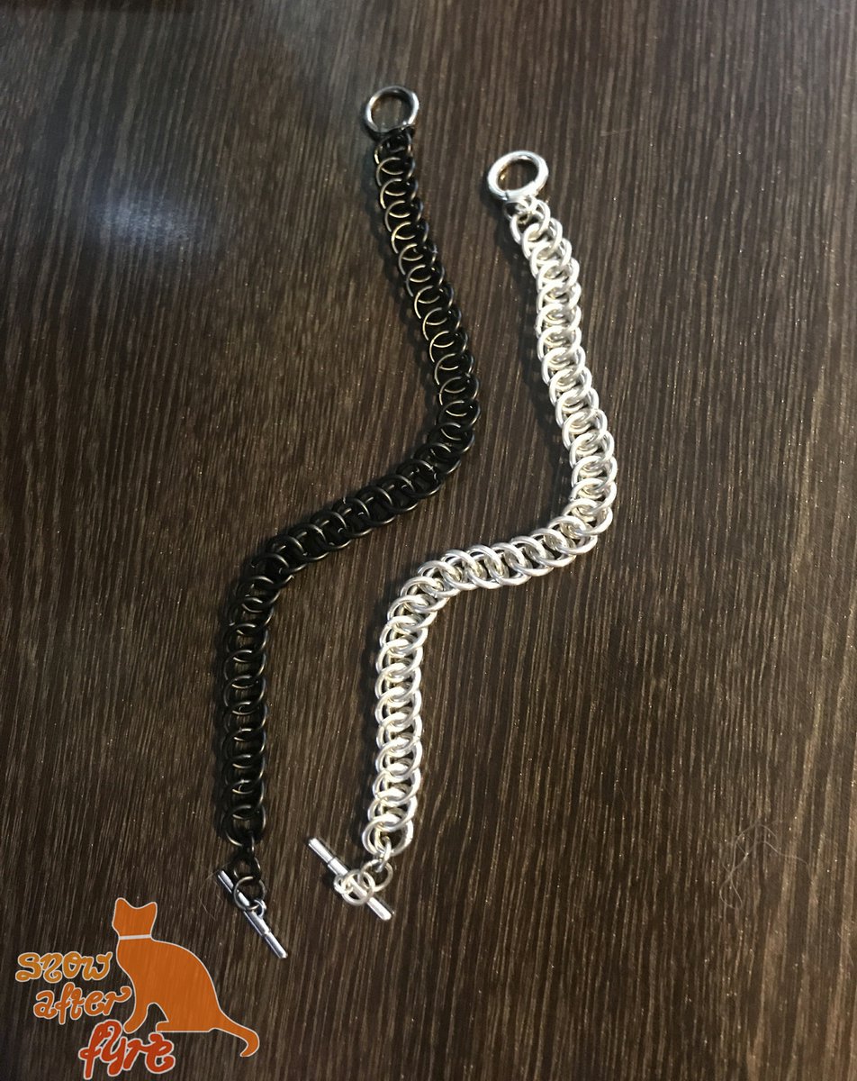 FyreSnow's tweet photo. Made to Order Solid Color Chainmaille Bracelet (in your choice of color!) by SnowAfterFyre on Etsy https://t.co/nVnuG3UZLJ They come in silver, gold, bronze, black, grey, pinks, blues, purples, red, orange, and greens https://t.co/XlETD4UUWY