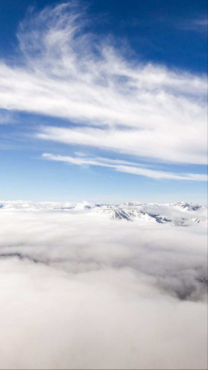 EverlineResort's tweet photo. Today only, enjoy a $49 flash sale to RNO! Hyatt has partnered with @americanair to bring you a one day sale to save on your ski vacation! 

Book today for stays until March 31, 2021 and save 15% on your stay at Resort at Squaw Creek and score $49 one way tickets to @RenoAirport. https://t.co/J1zkdAHCFB