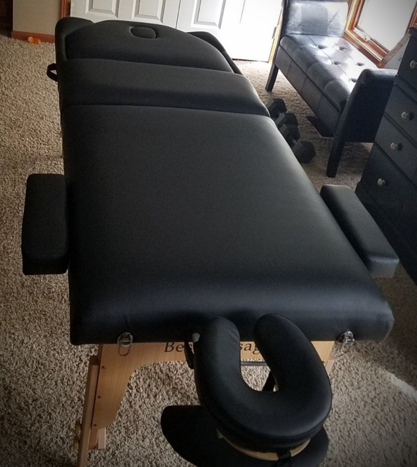LionFuzzyhawks's tweet photo. @in_swinging I love roleplay!! My favorite is being a massage therapist https://t.co/YZQ9PXf2Y7