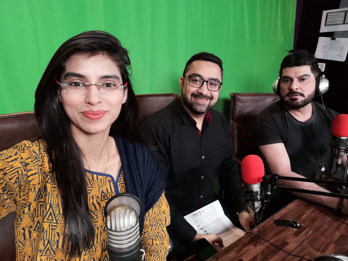 Rabiatheartist's tweet photo. A year to these Radio shows.
Nature ka naya daur, initiative by WB by Hemani of adding organic products in day beauty rituals.
Let's Go Organic.
#RJ #FM100Karachi #WBbyHemani #WBbrand #WBstores #Organic #NatureKaNayaDaur #SkinCareProduct @WaseemBadami @zohairhem @HemaniHerbalPK https://t.co/SkzZjYK6E4