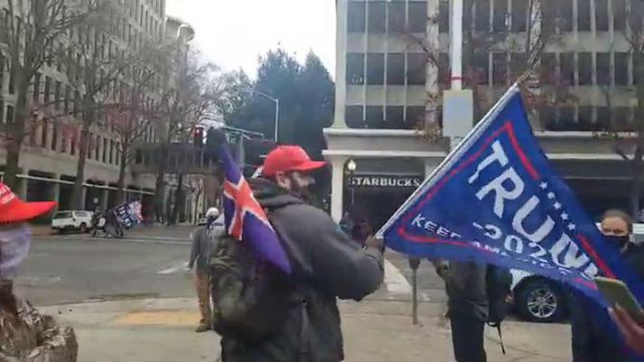 SigrunDesign's tweet photo. Maybe he thinks he is descended from Leif Eriksson and is going to make a claim. #USCapitol #USA #CivilWar2020 #Iceland #TrumpCoupAttempt #TrumpMeltdown https://t.co/j3H3ONJvGW