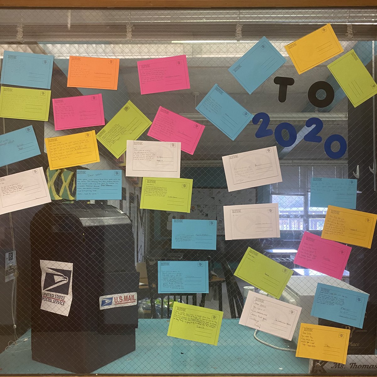 ATeam_MsThomas's tweet photo. Postcards to 2020: Students reflected on the good, the bad and the ugly from 2020. They set goals on how to make 2021 better. @MrsPacilio @DPrincipalCWM @courtwrightmr @lhmarrero https://t.co/HUM9jPdbbN