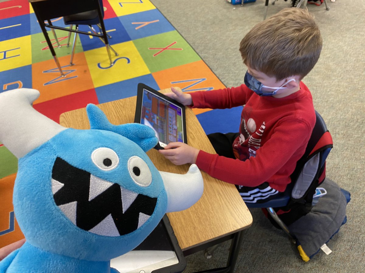 EdTechSmith's tweet photo. Pm Kinders in @HeilmanMolly class did not disappoint today. They brought all the enthusiasm you can expect as they worked their way through the first units of the Foos @codesparkapp @pvelemschool #rlcodes #anyonecancode https://t.co/wD3EnIppze