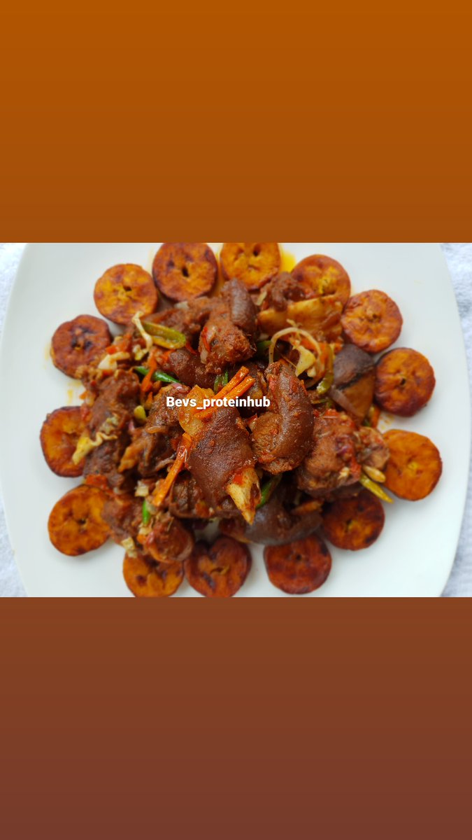 Bevs_proteinhub's tweet photo. Hi guys. If you are in uyo and you are looking for delicious proteins to devour, @Bevs_proteinhub is the right place for you🎊💃. Place your orders a day before and get it delivered to you. We can't wait to serve you
PS: Don't bite off your fingers, there's always more. 🤣🤤🤤 https://t.co/DXexU1Okj3