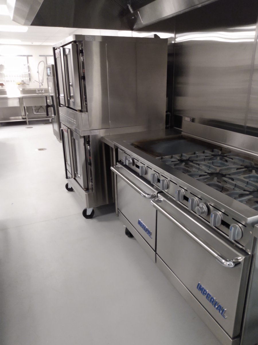 PioneerWA's tweet photo. We're excited to announce the opening of our 2nd #CommercialKitchen to provide #FoodServices in #WhatcomCounty at the new #CrisisStabilization Center in Bellingham. The Bellingham kitchen prepares meals for clients in crisis center. Our other commercial kitchen is in Tacoma. https://t.co/5zG9s7RVcc