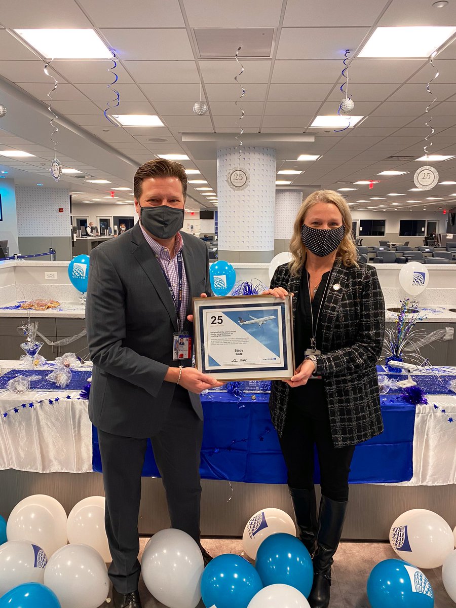 Happy Anniversary Stacy!  We are so lucky to have you here in EWR <a href="/weareunited/">We Are United</a> #beingunited <a href="/mtmorais28/">Magda Morais</a> @susannesworld <a href="/RRadicsRuns/">Rudolf Radics</a> <a href="/fabiangarciaEWR/">Fabian Garcia</a> <a href="/jeff_riedel160/">Jeff Riedel</a> <a href="/JMRoitman/">Jon Roitman</a>