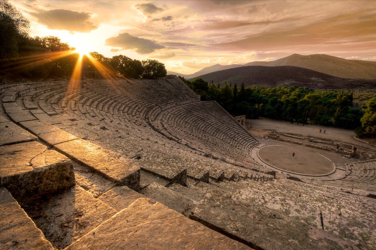 EstoEsArgos's tweet photo. En febrero haremos un llamado a todos los HISTORIADORES, FILÓLOGOS y ARQUEÓLOGOS que quieran colaborar en nuestro canal, en cualquiera de las 5 secciones:
#Mitología
#Biografías
#Arqueología
#Templos
#Cultura
Los temas, claro está, versarán siempre sobre la antigua Grecia. https://t.co/O2neGF4FY5