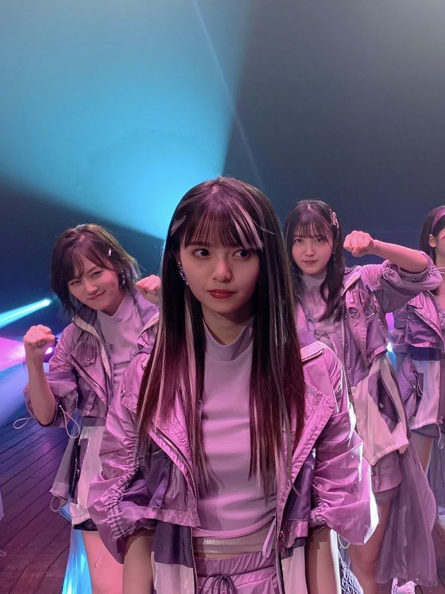 game_ngz's tweet photo. なんだこの3人の関係性w

#乃木坂46 
#僕は僕を好きになる #Route246 
#齋藤飛鳥 #久保史緒里 #山下美月 https://t.co/BETnsapM34