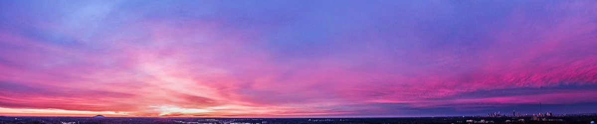 StuOstro's tweet photo. Meanwhile this morning's sunrise  #gawx https://t.co/DrrOlJSEQS