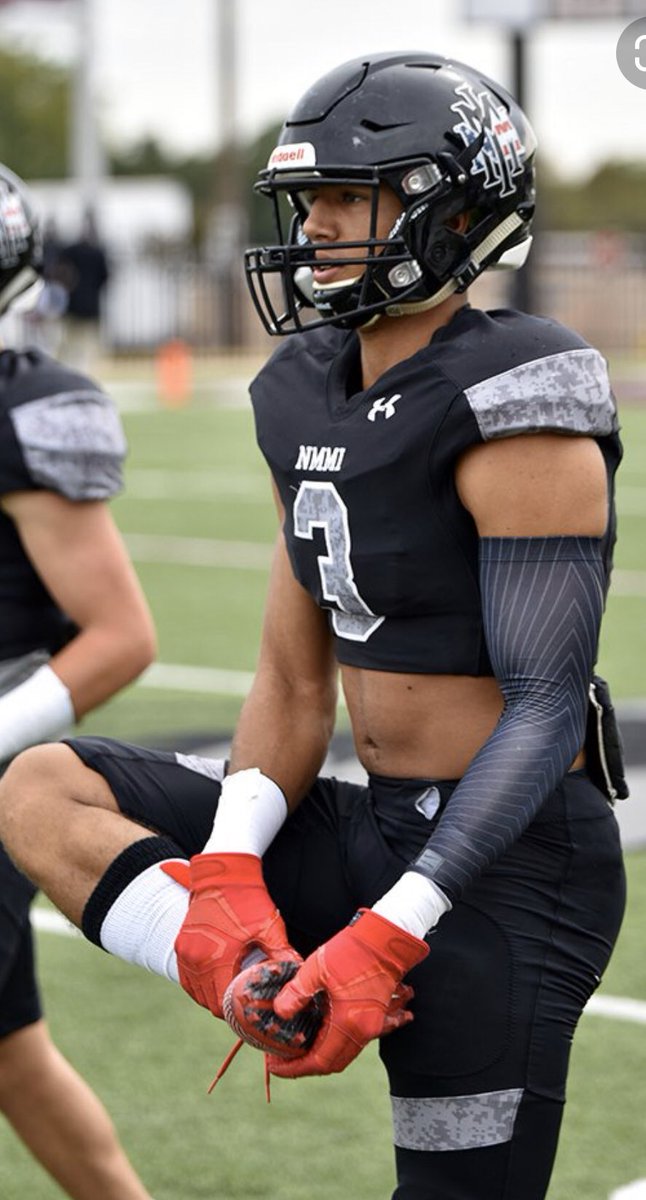 iamah21's tweet photo. Blessed &amp; Honored To Recieve An Offer From New Mexico Military  Institute @Anthony_TBT_OC @tech813coach https://t.co/0CL830MsXm