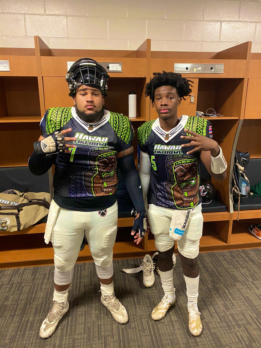 TEAM SOUTH dubbbb🏅💯 <a href="/HawaiiTikiBowl/">Hawaii Tiki Bowl</a> <a href="/Klove_5454/">Kelvin_Gaines‼️⚠️</a>