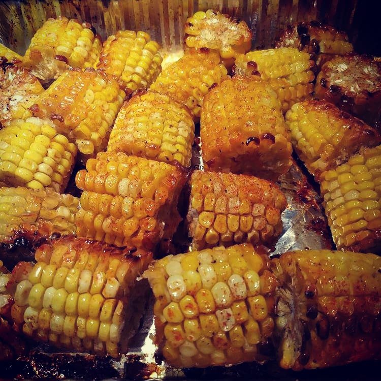 bpcco_'s tweet photo. Corn, Red Beans &amp; Rice, and Candied Yams (Swipe left).. What's your favorite side dish? 

#backyardpartycatering #bpcco #cateringcompany #catering #lacatering #blackowned #blackownedbusiness #blackownedinla #soulfood #foodforthesoul #lafood #lafoodie #longbeach #laeats https://t.co/Q2qu2y63X1
